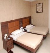 Haredia Hotel Mumbai Bagian luar foto